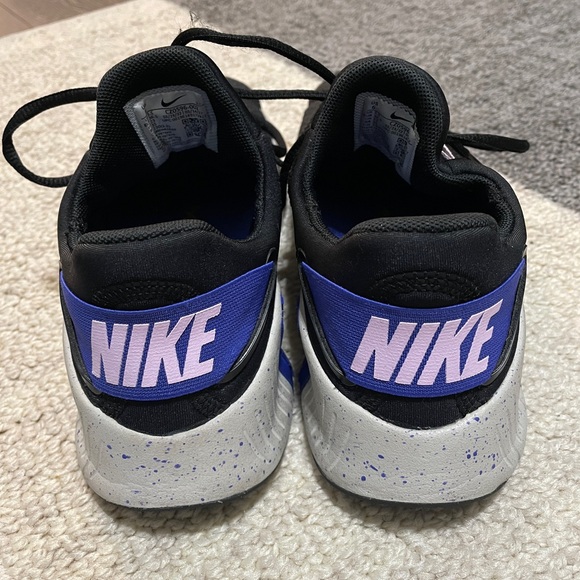 Nike Free Metcon 4 | 6W - Picture 4 of 7